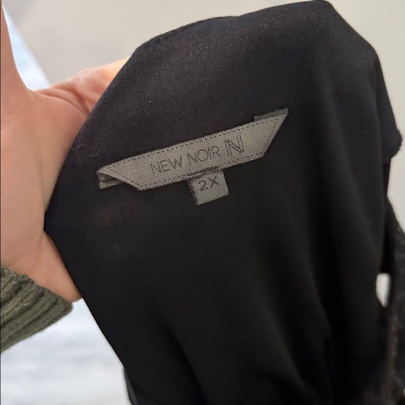 New Noir Black Long Sleeve Beaded Yoke Dress size 2X - Picture 10 of 10